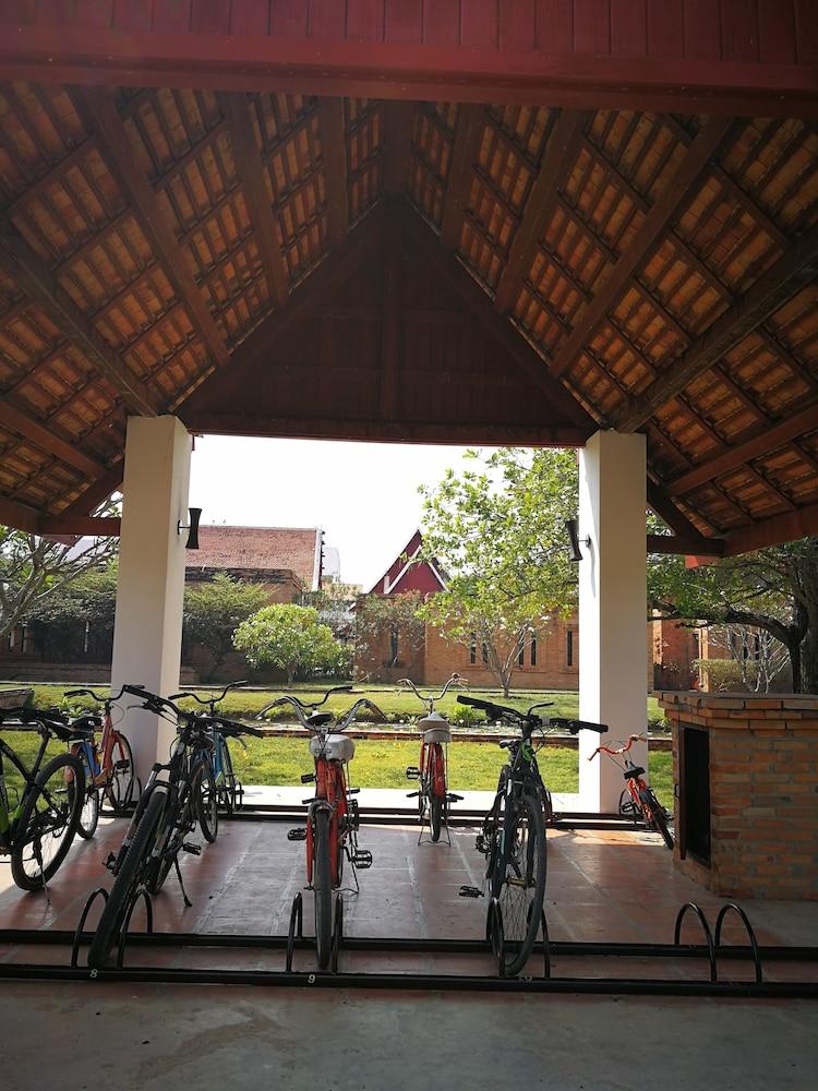 Sukhothai Heritage Resort Sawankhalok Exterior photo
