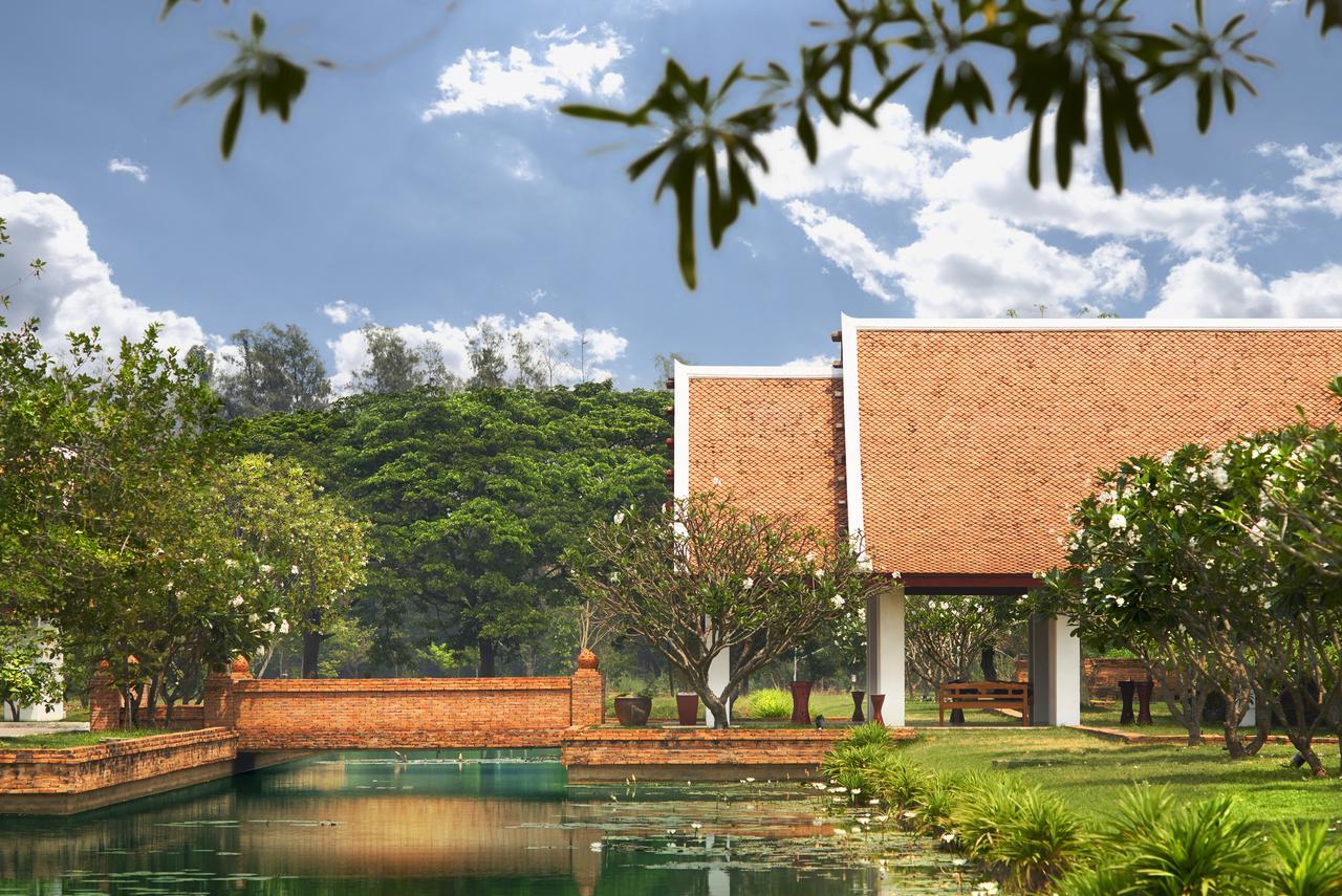 Sukhothai Heritage Resort Sawankhalok Exterior photo
